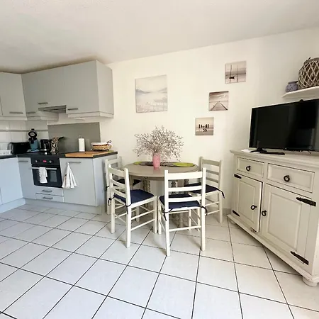 Pavillon 4/5 Couchages Dans Avec Piscine + Place Parking - Fr-1-781-109 *